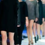 Aktuelle Damenkleider Trends (de.depositphotos.com)