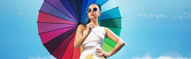 Farbige Kleider Farbige Damenkleider (de.depositphotos.com)